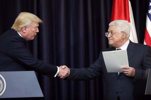 محمود عباس، ریاست جمهوری فلسطین را می خواهد ولو بر چهار خانه