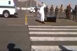 فيديو إعدام إمراة في الشارع بأمر دكتاتور آل سعود